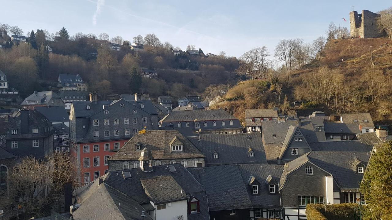 Historisches Haus Im Herzen Von Monschau Luaran gambar