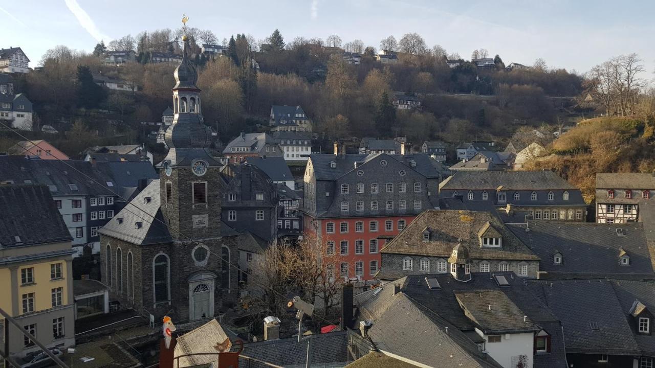 Historisches Haus Im Herzen Von Monschau Luaran gambar